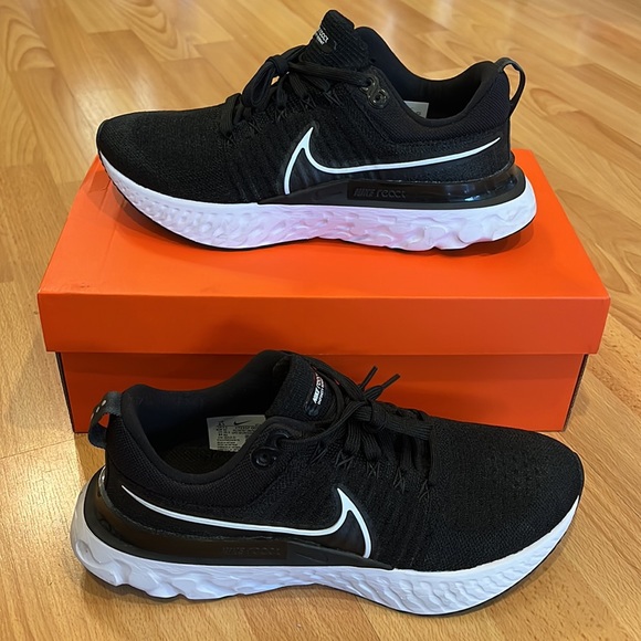 Nike Men's React Infinity Run Flyknit 2 Running Shoes Black - Picture 1 of 12